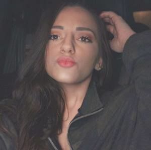 Meet your Posher, Kayley